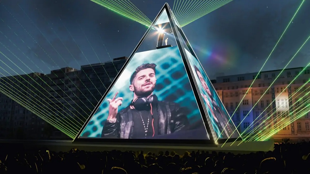 DJ Alok se apresenta em megashow gratuito nas areias de Copacabana, em comemoração aos 100 anos do hotel Copacabana Palace | Foto: Divulgação