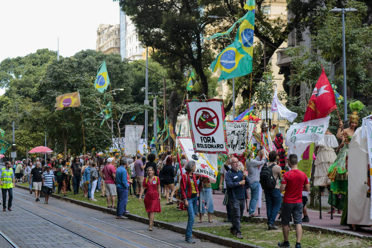 Cortejo de artistas na Parada 7 de 2022 | Foto: Bárbara Reis/Folha