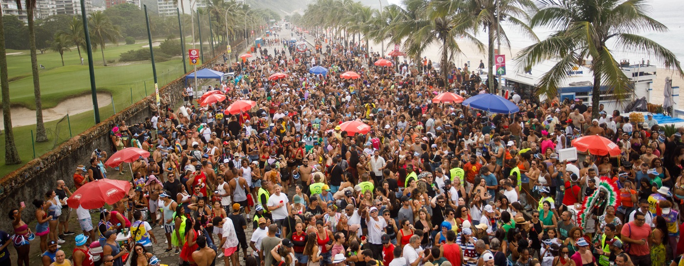 Desfile do bloco Chame Gente em 2026 | Foto: Douglas Shineidr / Riotur